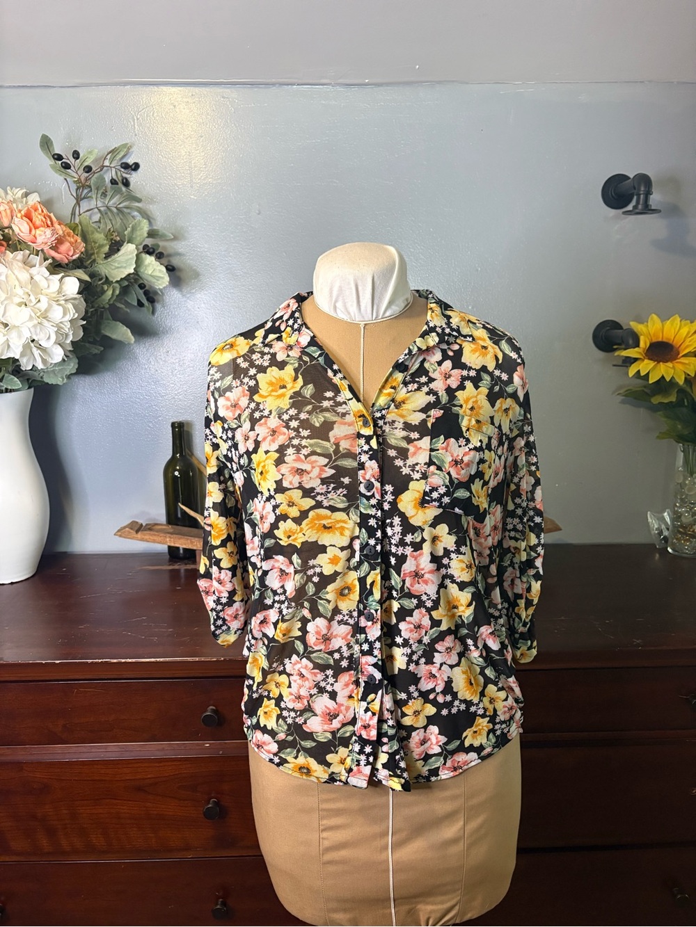 Eden & Olivia Black Floral Button-Down Blouse with Yellow and Pink Blooms